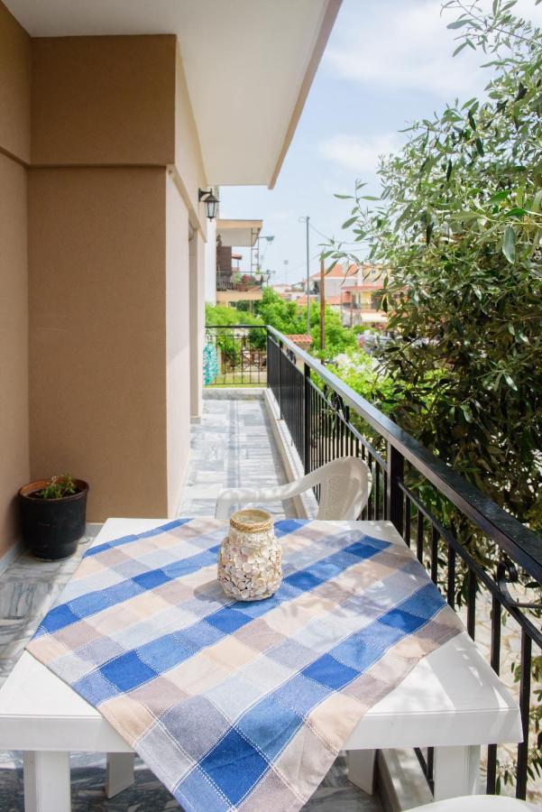 Dili Apartments Ierissos Extérieur photo